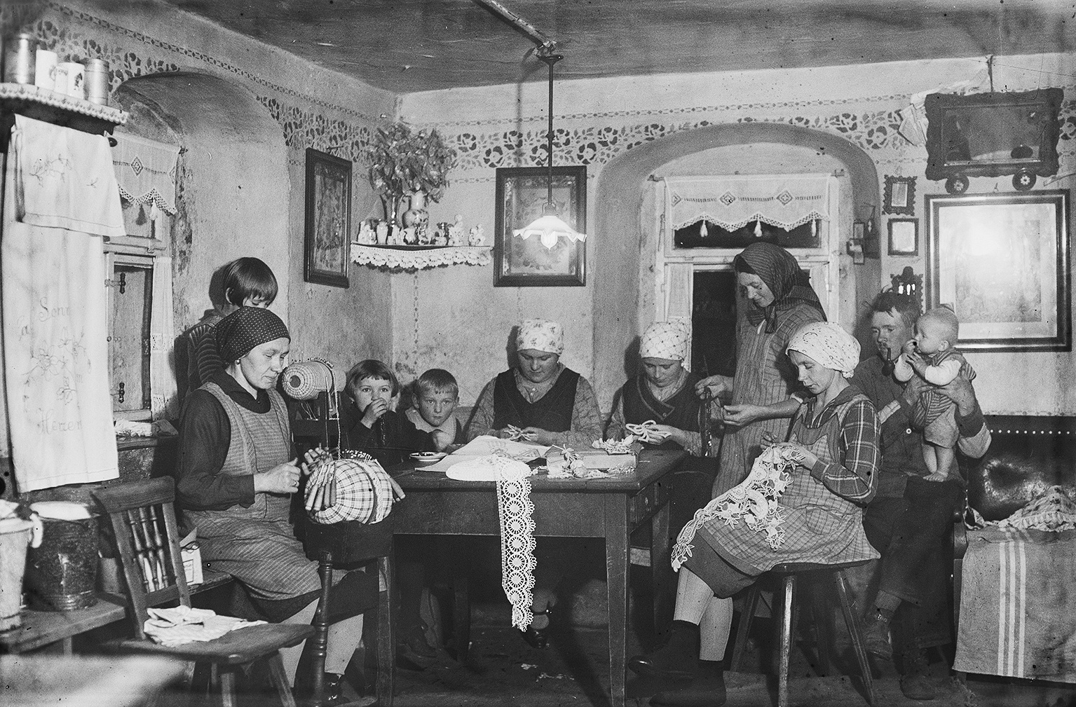 Hutzenohmd im Frey-Gut (Steinbach um 1920) Fotograf: Hermann Krauße, Deutsche Fotothek