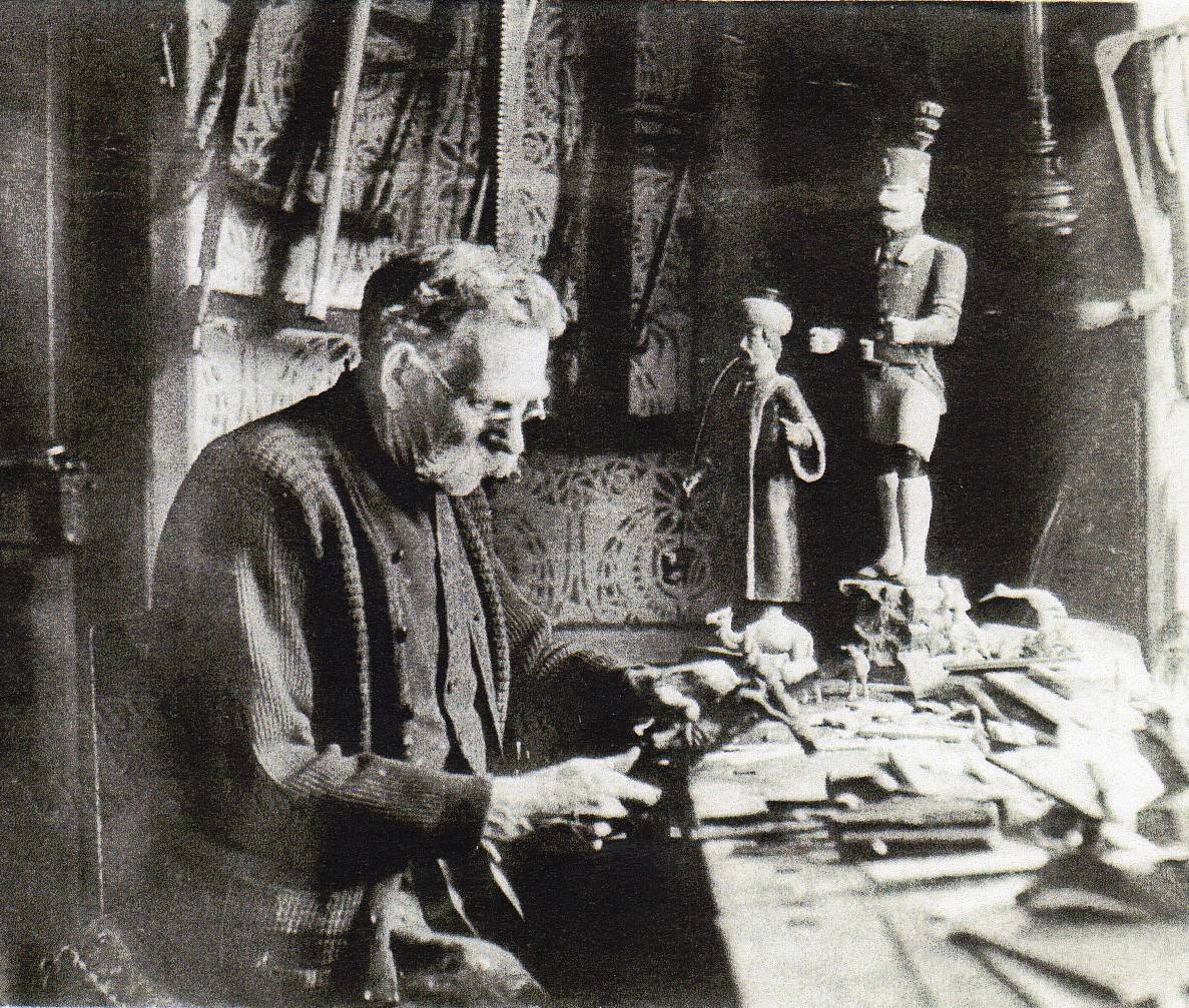 Ferdinand Flemming in seiner Werkstatt (Marienberg um 1915) Fotograf unbekannt, Bernd Flemming